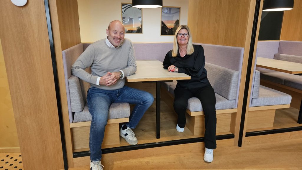 Mona Lavik fra Qualified People og Ralph von Minden fra Trygg-Grunn og KI-Kortet